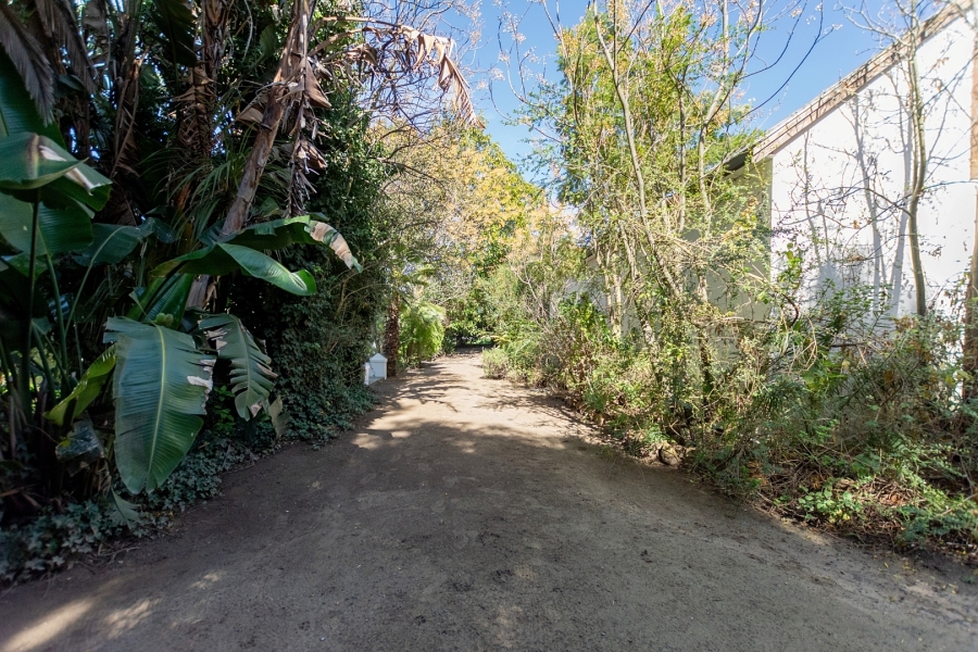 8 Bedroom Property for Sale in Hopefield Western Cape